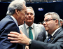 Senado aprova parecer do tucano Anastasia e Dilma vai a julgamento