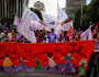 Mais de 8 mil manifestantes na Paulista por igualdade e pelo fim da violência contra a mulher