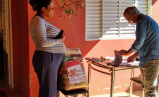 Distribuição de cestas básicas na região de Pouso Alegre/MG