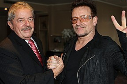 "Lula é um tesouro global", diz Bono em mensagem para os brasileiros